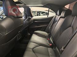 تۆیۆتا کامری